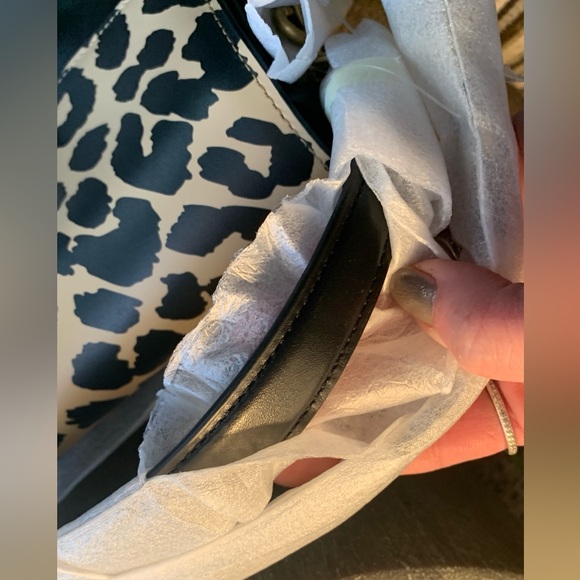 Authentic COACH 1941 calf leather leopard 3 straps turnlock flap Crosb/shoulder. - Picture 7 of 16